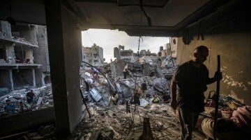 Imagen de un edificio destruido en Gaza