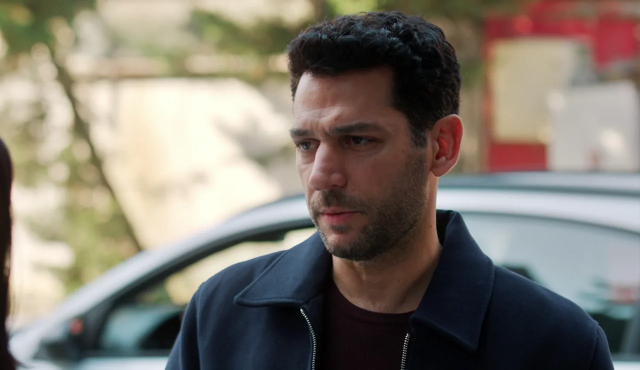 Serhat aclara las dudas de Zeynep: “Entre Sedef y yo no pasó nada”