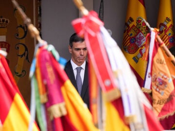 Imagen de archivo del presidente del Gobierno, Pedro S&aacute;nchez. durante el desfile de las Fuerzas Armadas con motivo de la Fiesta Nacional el 12 de octubre de 2025, en Madrid.