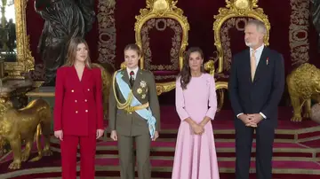 Los Reyes, la princesa e infanta ofrecen una recepción real Los Reyes, la princesa e infanta ofrecen una recepción real