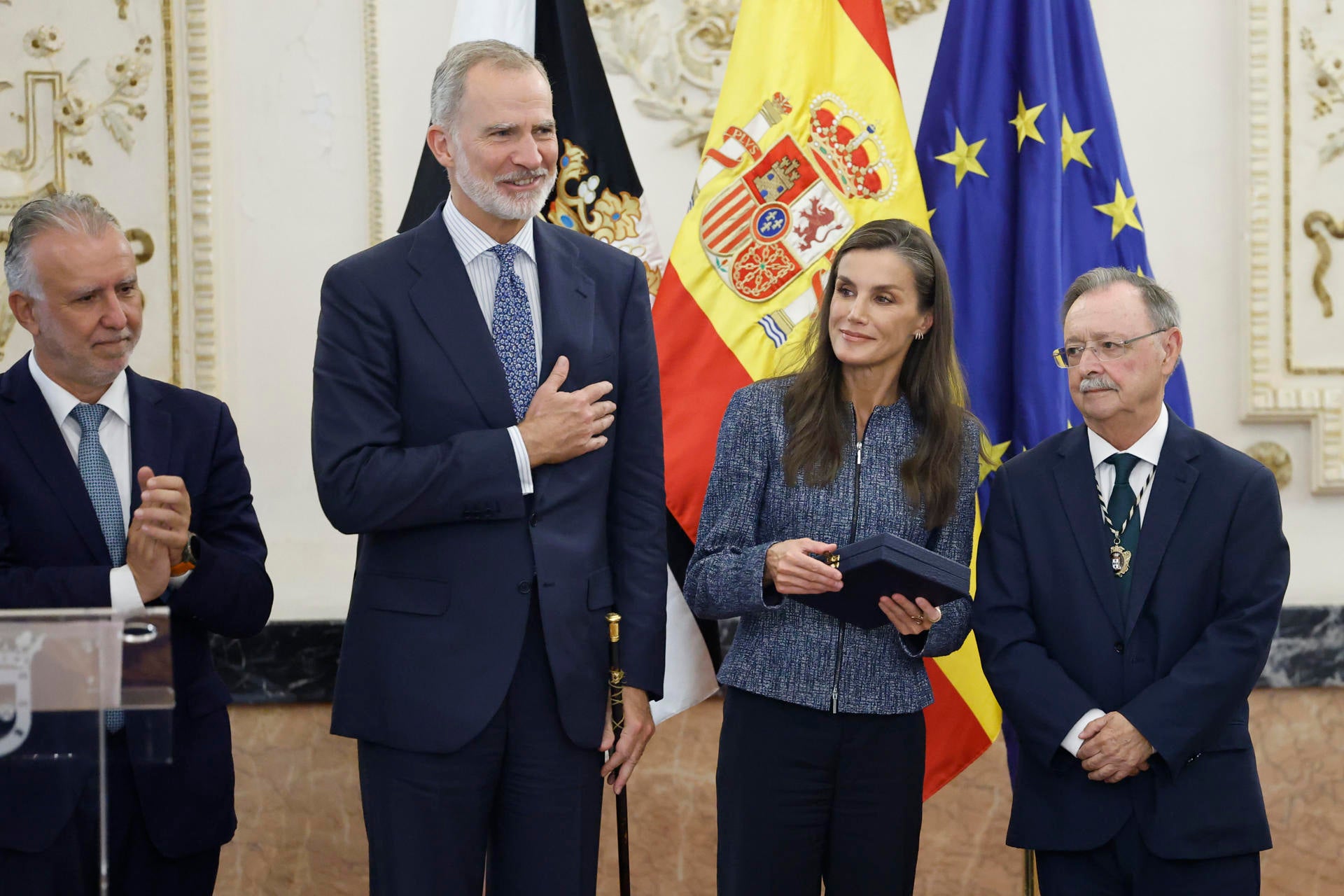 Los Reyes Ángel Víctor Torres recibe una sonora pitada en Ceuta durante la visita ...