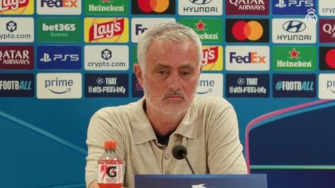 Mourinho: "Invito a ver el primer minuto del Villarreal. Basta con ver un minuto, es suficiente"
