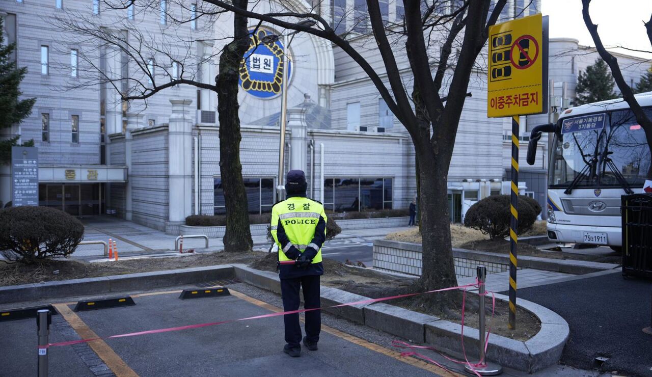 Al menos ocho heridos en un ataque con arma blanca en un centro comercial de Se&uacute;l
