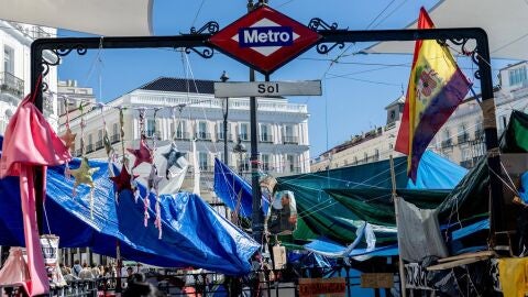 La Comunidad pide al delegado del Gobierno el desalojo de la acampada en Sol ante el "riesgo" para los viajeros de Metro