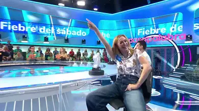 Javier Veiga cae en la trampa de los Bee Gees y Marta Hazas gana con ‘Fiebre del sábado noche’ Javier Veiga cae en la trampa de los Bee Gees y Marta Hazas gana con ‘Fiebre del sábado noche’
