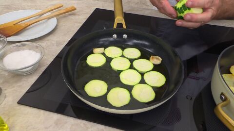Receta de fritada aragonesa con bacalao de Arguiñano: “Es un homenaje a las madres y abuelas aragonesas”