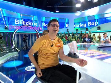 Mois&eacute;s se deja llevar por los Ramones en La Pista