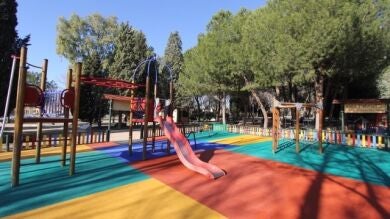 Los expertos piden la retirada inmediata de los suelos de caucho de parques y colegios al contener sustancias tóxicos