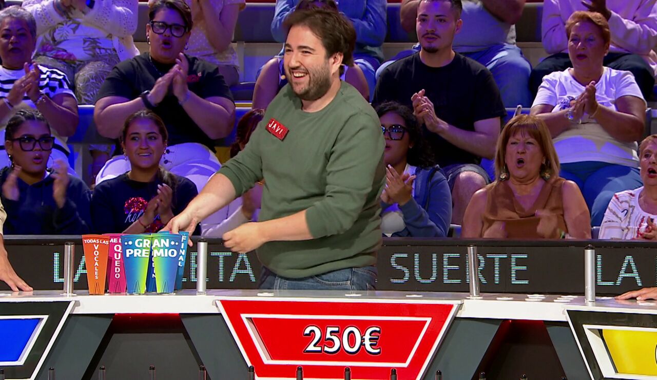 &ldquo;No caben&rdquo;: Javi arrasa con los gajos y se consigue una ola de 550 euros
