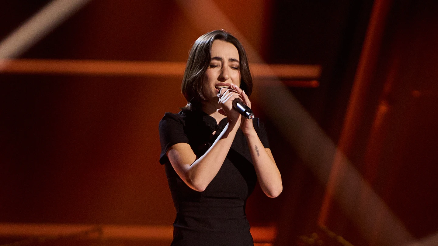 Marina canta ‘Si te vas’ de Extremoduro en La Voz y entra en el equipo de Pablo López Marina canta ‘Si te vas’ de Extremoduro en La Voz y entra en el equipo de Pablo López