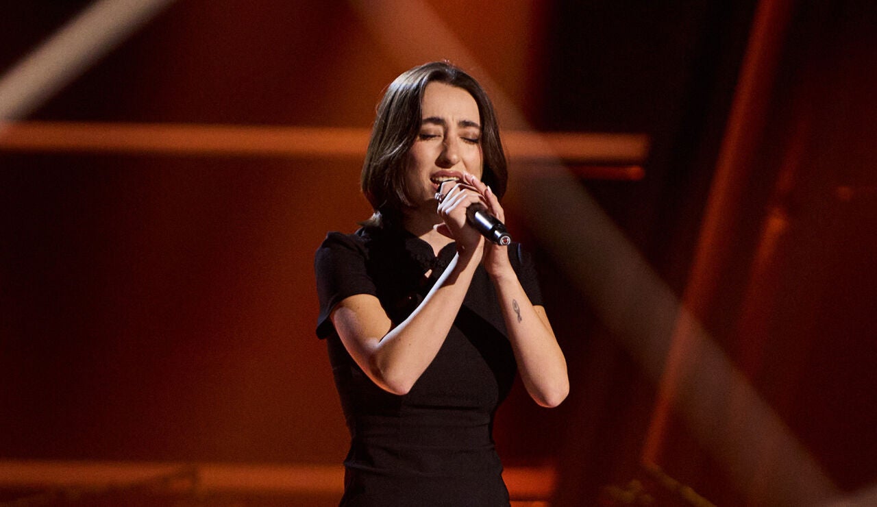 Marina canta &lsquo;Si te vas&rsquo; de Extremoduro en La Voz y entra en el equipo de Pablo L&oacute;pez 
