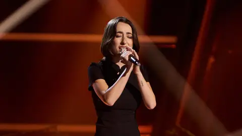 Marina canta ‘Si te vas’ de Extremoduro en La Voz y entra en el equipo de Pablo López Marina canta ‘Si te vas’ de Extremoduro en La Voz y entra en el equipo de Pablo López