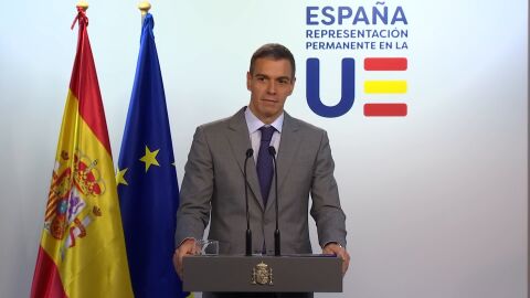 Pedro S&aacute;nchez, sobre la dimisi&oacute;n de Montse M&iacute;nguez: "La pol&iacute;tica maltrata a veces a algunas personas"