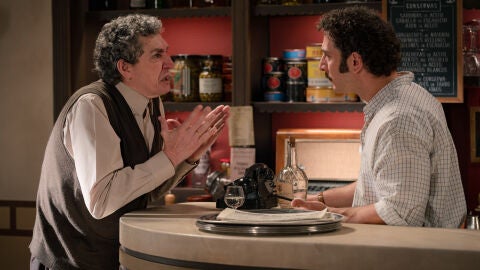 Salva y su padre en el capítulo 672 de Sueños de libertad