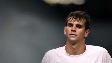 Rafa Jódar, en su partido ante Casper Ruud en Shanghái Rafa Jódar, en su partido ante Casper Ruud en Shanghái