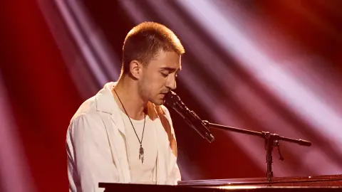 La actuación de Dario a piano conquista a Melendi en La Voz: "Tienes una voz reconocible" La actuación de Dario a piano conquista a Melendi en La Voz: "Tienes una voz reconocible"