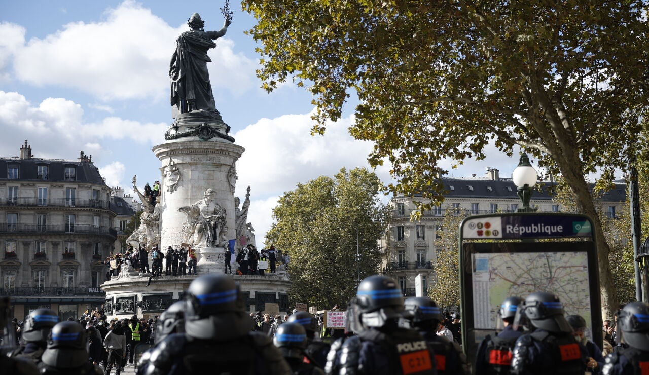 Imagen de la polic&iacute;a en Francia 