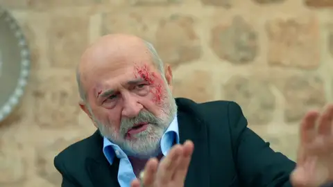 Sahin descubre que Ecmel ordenó matar a Boran y lo enfrenta con un vídeo Sahin descubre que Ecmel ordenó matar a Boran y lo enfrenta con un vídeo