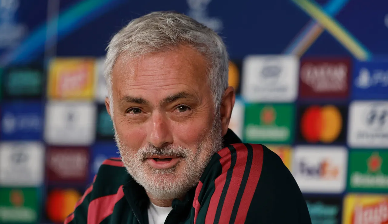 José Mourinho en rueda de prensa antes del partido ante el Leipzig