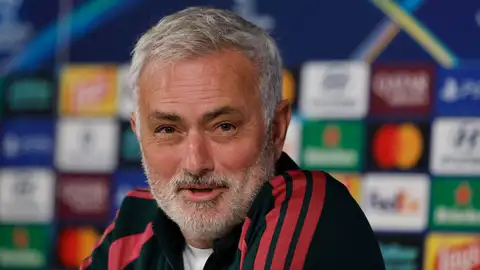 José Mourinho en rueda de prensa antes del partido ante el Leipzig José Mourinho en rueda de prensa antes del partido ante el Leipzig