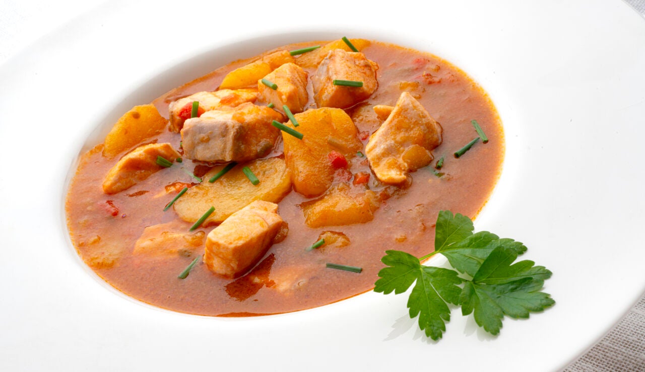Marmitako de salm&oacute;n de Karlos Argui&ntilde;ano: &ldquo;&iexcl;Menudo recet&oacute;n!&rdquo;