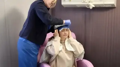 Scalp Cooling: tecnología pionera para evitar la caída del pelo en pacientes con cáncer Scalp Cooling: tecnología pionera para evitar la caída del pelo en pacientes con cáncer