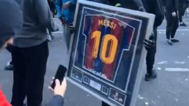 Roban una camiseta y un brazalete de Messi en Par&iacute;s