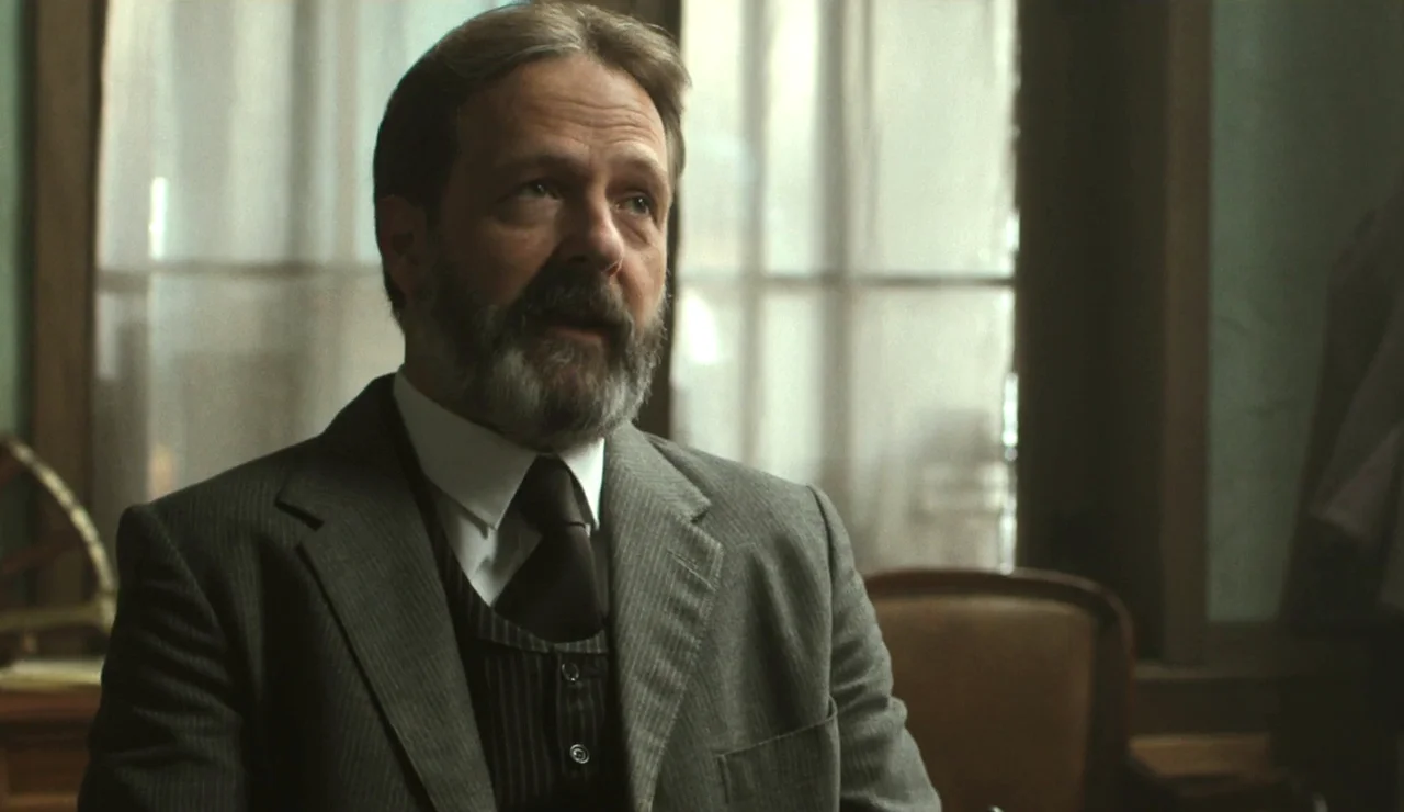 La propuesta más ruin de Antonio Barba Peláez a Clara