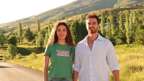 La historia de amor de Recep Usta, de Hermanos, y Gizem Sevim, Ebru en El secreto