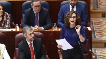 Ayuso dice que no se va a callar ante quien se manifiesta de forma "fascista" aunque tenga que ir "escoltada por UIP"
