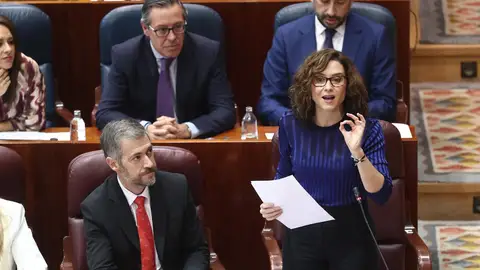 Ayuso dice que no se va a callar ante quien se manifiesta de forma "fascista" aunque tenga que ir "escoltada por UIP" Ayuso dice que no se va a callar ante quien se manifiesta de forma "fascista" aunque tenga que ir "escoltada por UIP"
