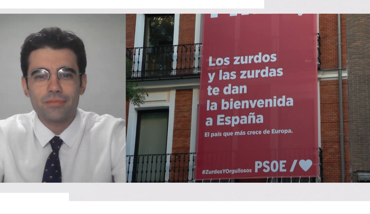 Javier Mart&iacute;n, polit&oacute;logo 
