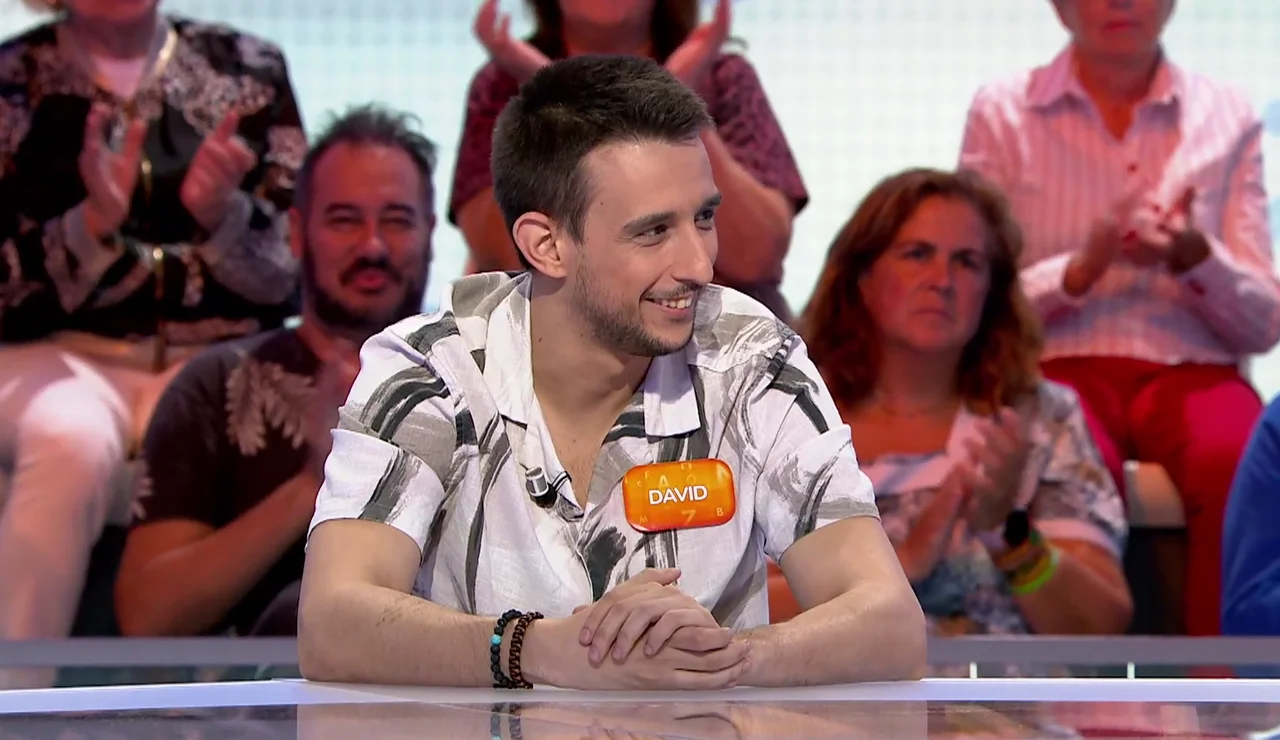 El troleo de Roberto Leal a David por su fallo gastronómico en AlaZ: “¿Cenaste pasta?”