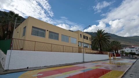 Colegio afectado por un brote de meningitis en El Hierro