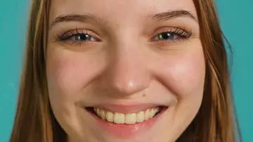 Mujer sonriendo Mujer sonriendo