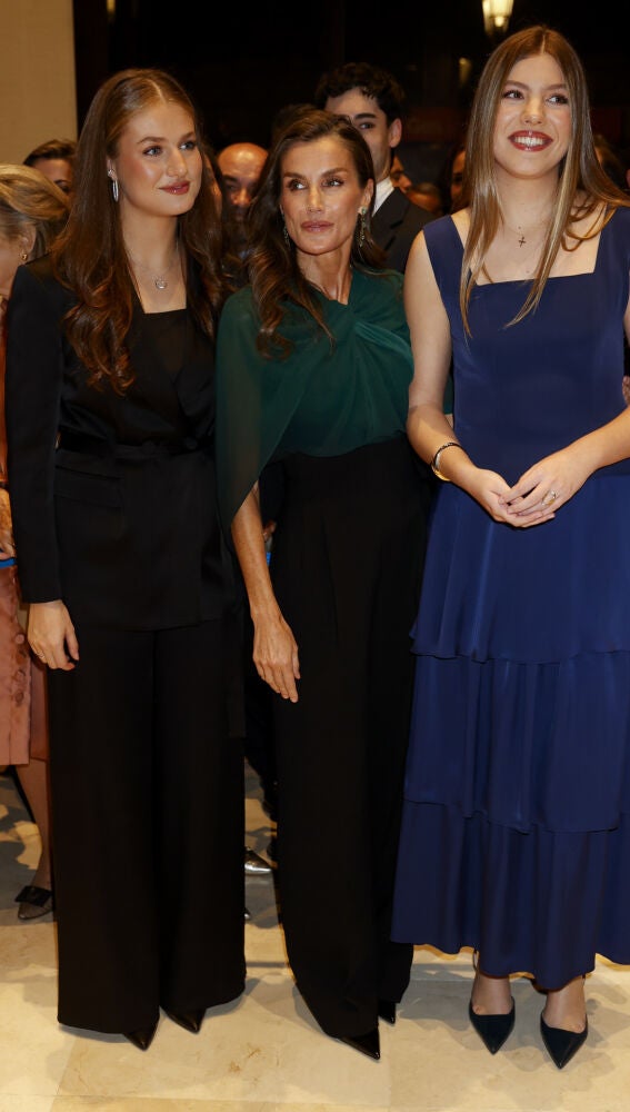 La princesa Leonor, la reina Letizia y la infanta Sofía
