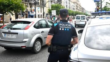 Agente de la Polic&iacute;a Local de Santander