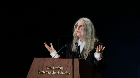  Patti Smith, durante la ceremonia de entrega de los Premios Princesa de Asturias 2026