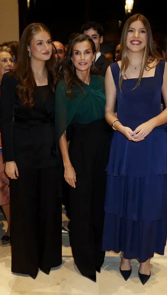 La princesa Leonor, la reina Letizia y la infanta Sofía La princesa Leonor, la reina Letizia y la infanta Sofía