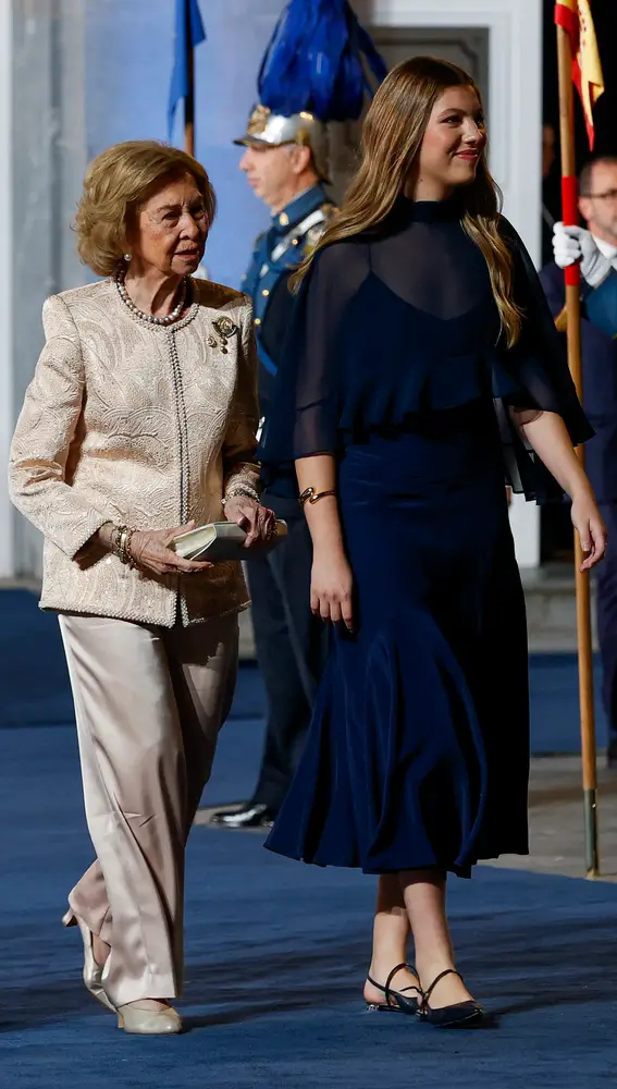 La reina Sofía y la infanta Sofía en los Premios Princesa de Asturias 2026 La reina Sofía y la infanta Sofía en los Premios Princesa de Asturias 2026