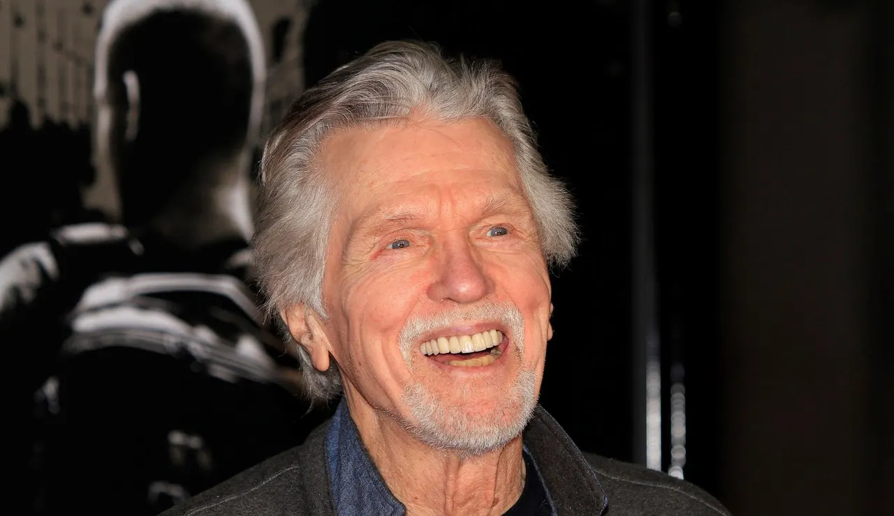 Tom Skerritt