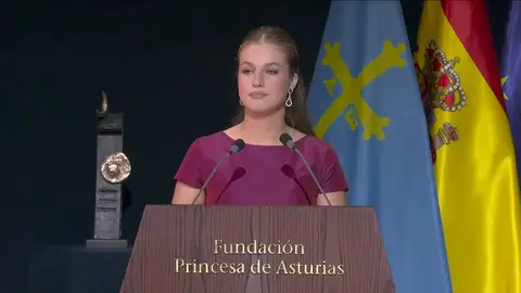 Leonor, en los Premios Princesa de Asturias: "Perseguir la autenticidad frente a lo virtual" Leonor, en los Premios Princesa de Asturias: "Perseguir la autenticidad frente a lo virtual"