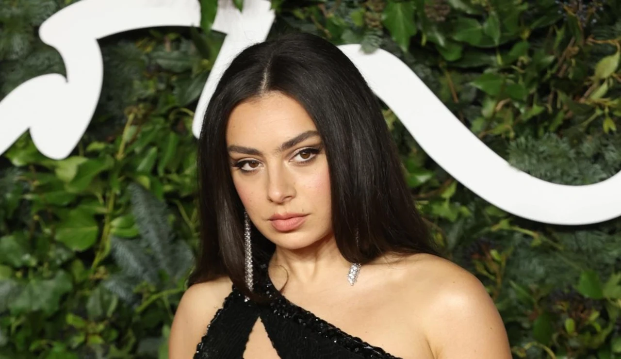 Cantante británica Charli xcx