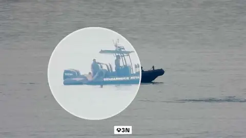 Salvamento Marítimo rescató a migrantes que habrían sido arrojados al mar cerca de Ceuta desde un buque militar marroquí Salvamento Marítimo rescató a migrantes que habrían sido arrojados al mar cerca de Ceuta desde un buque militar marroquí