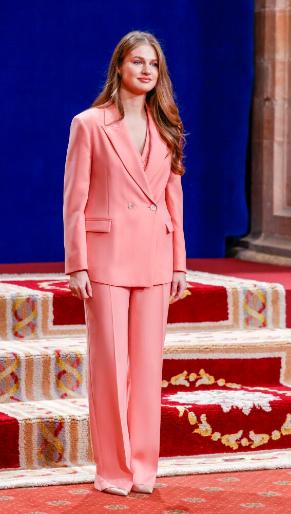 La princesa Leonor durante el recibimiento a los galardonados de los Premios Princesa de Asturias 2026