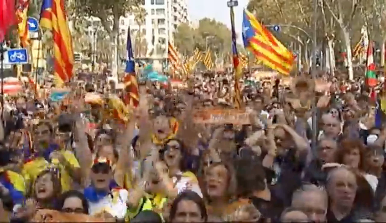 El día que Cataluña y España abren un nuevo capítulo aún sin concluir