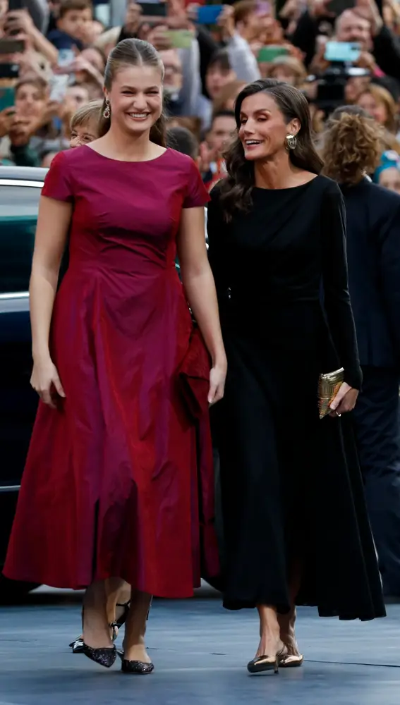 La princesa Leonor y la reina Letizia en los Premios Princesa de Asturias 2026 La princesa Leonor y la reina Letizia en los Premios Princesa de Asturias 2026