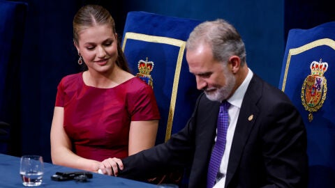 La princesa Leonor y el rey Felipe en los Premios Princesa de Asturias 2026