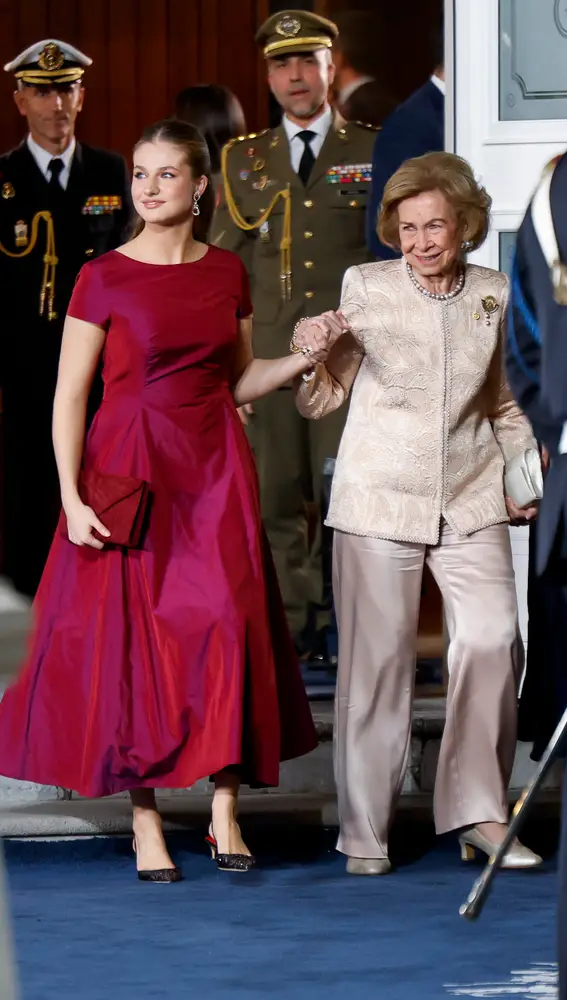 La princesa Leonor y la reina Sofía en los Premios Princesa de Asturias 2026 La princesa Leonor y la reina Sofía en los Premios Princesa de Asturias 2026