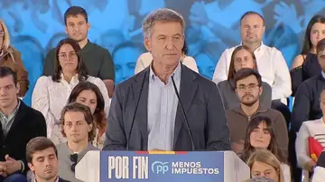 Alberto Núñez Feijóo promete IVA cero mientras dure la inflación y anuncia rebajas fiscales para jóvenes y autónomos Alberto Núñez Feijóo promete IVA cero mientras dure la inflación y anuncia rebajas fiscales para jóvenes y autónomos